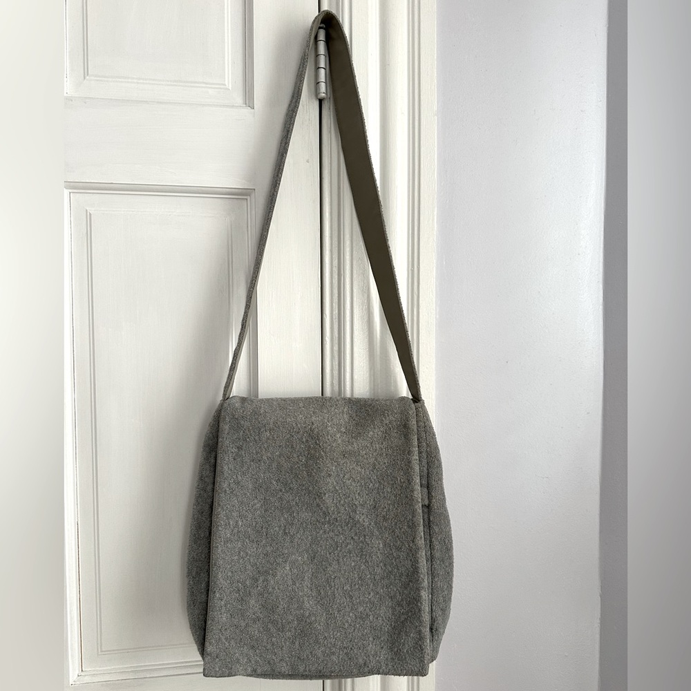 Gray unisex Messenger Bag